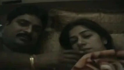 బిగ్ టిట్స్ అందగత్తె సాధారణ సెక్స్ అలసిపోతుంది మరియు ఒక మనిషి యొక్క గాడిద తెలుగులో సెక్స్ ముద్దాడుతాడు