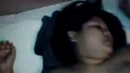 బ్లాక్ ఐడ్ పీస్ యొక్క కిస్ సెక్స్ బిట్లు తెలుగు